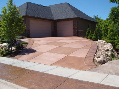 COLORED AND STAMPED DRIVEWAY